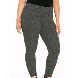 Torrid Slim Fit Ponte Knit Pixie Pant - Dot Print All-Nighter, Size 00s Medium
